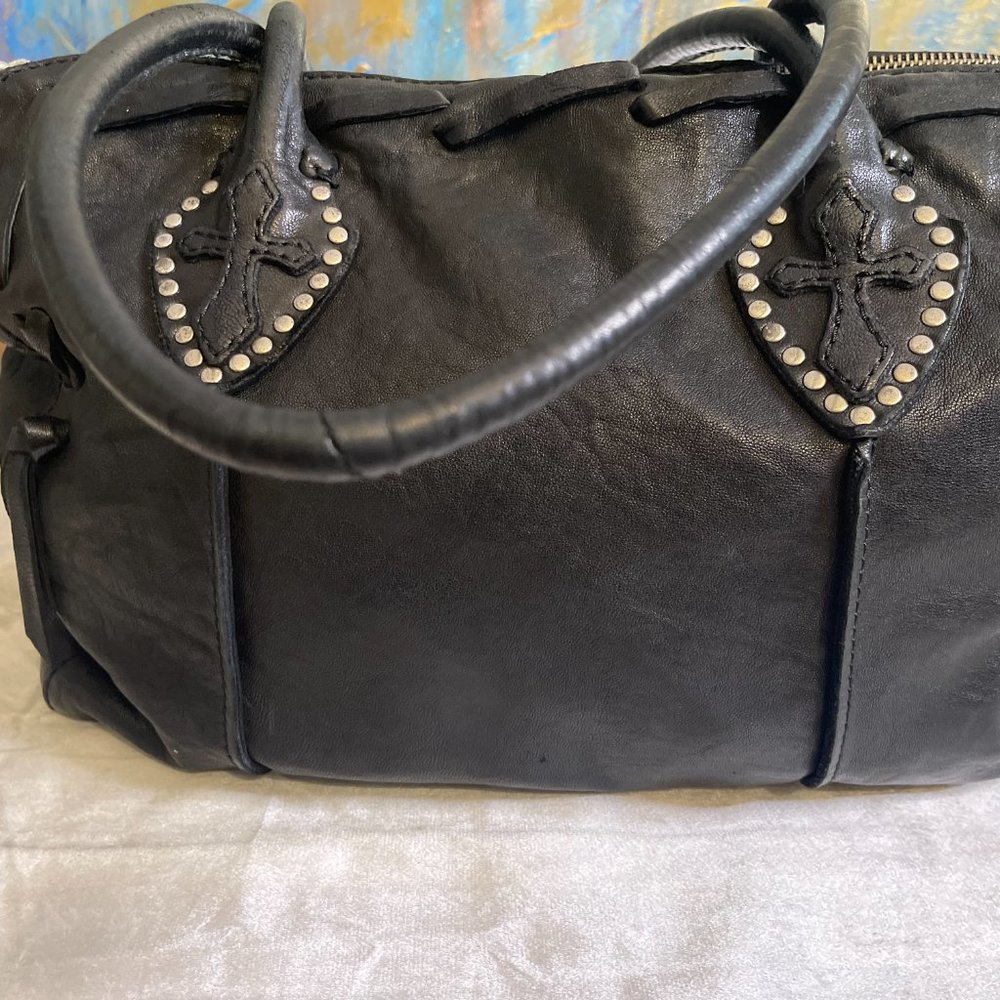 Hand Bags - Picture 10 of 16